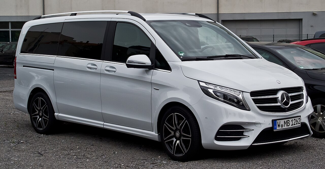 Mercedes Vito Exclusive AMG Line — ön görünüm